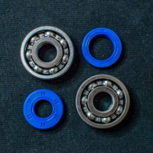 Kit de rodamientos y retenes de viton para cigüeñal Minarelli AM6