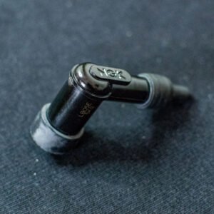 Pipa de bujía NGK LB05E