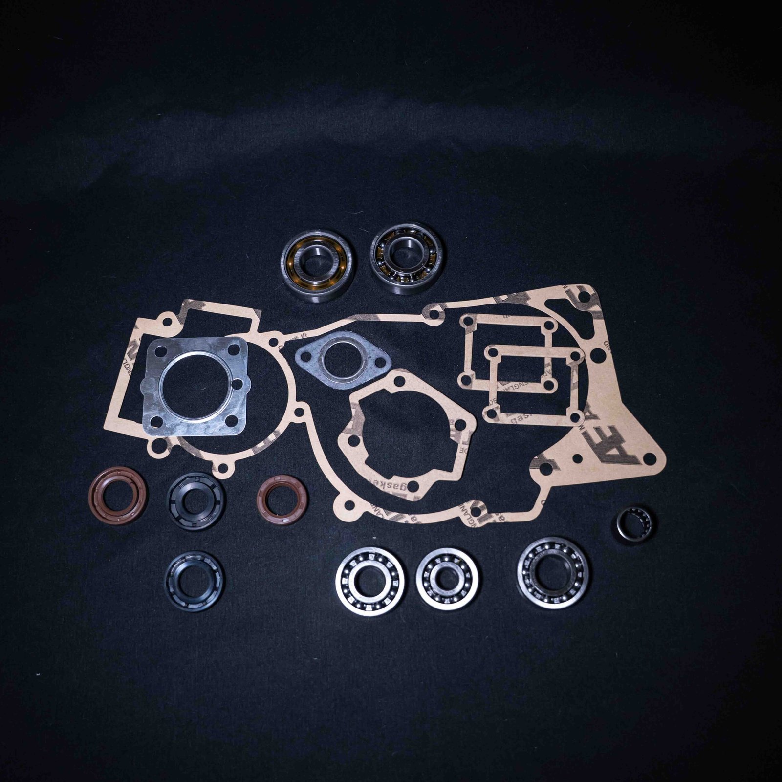 Kit de rodamientos, juntas y retenes motor completo DERBI VARIANT START 5 (Cigüeñal en poliamida)